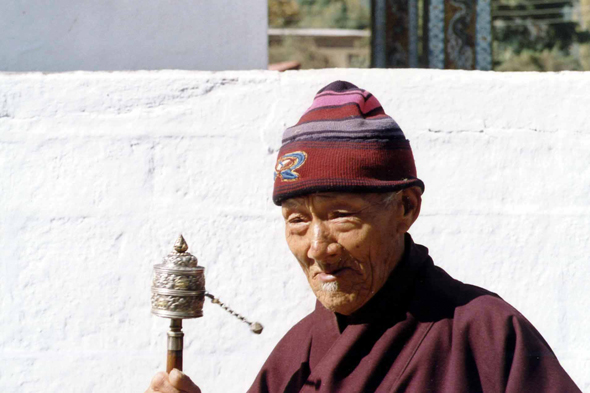 Pèlerin à Thimphu