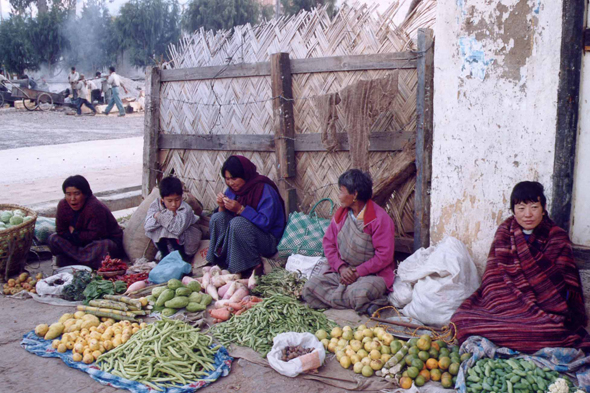 Paro, marché