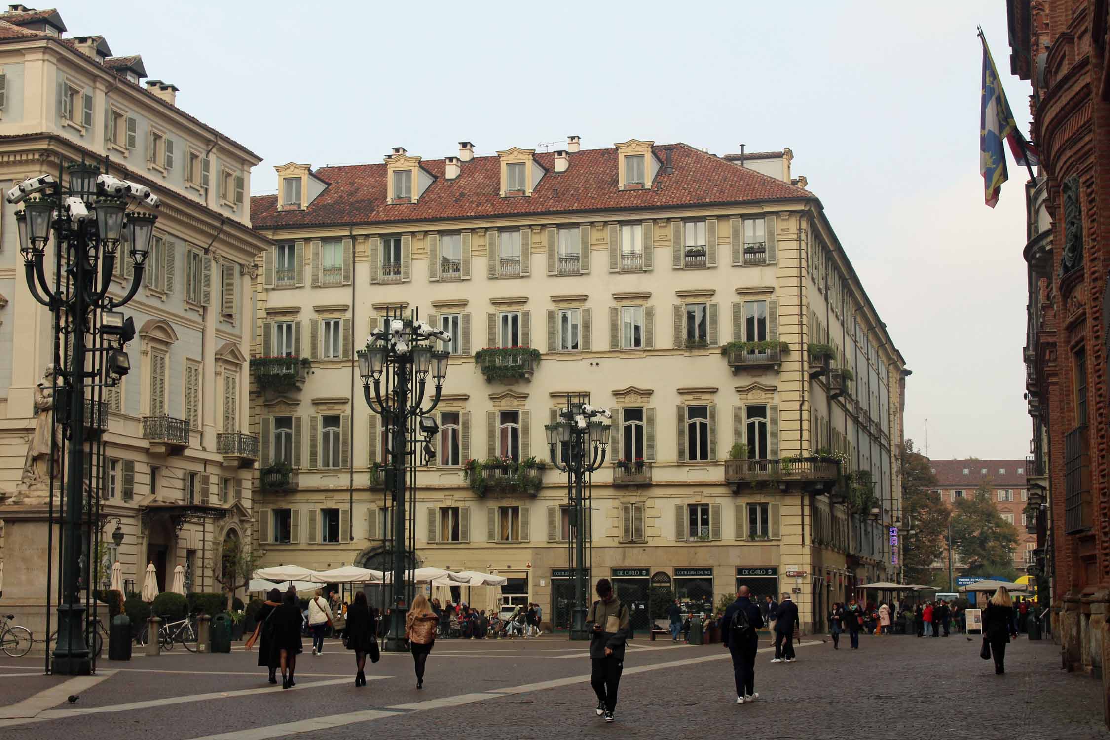 Turin, place Carignano, bâtiment