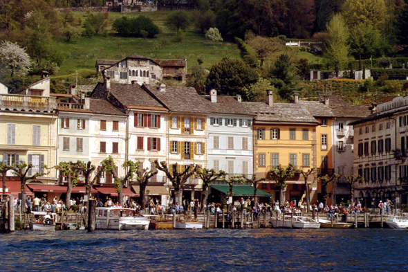 Orta, San Giulio, maison