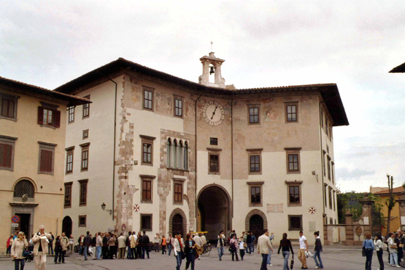 Pise, Palazzo dell'Orologio