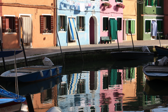 Burano, maison, reflets