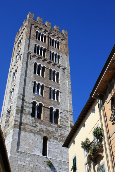 Lucques, campanile San Frediano
