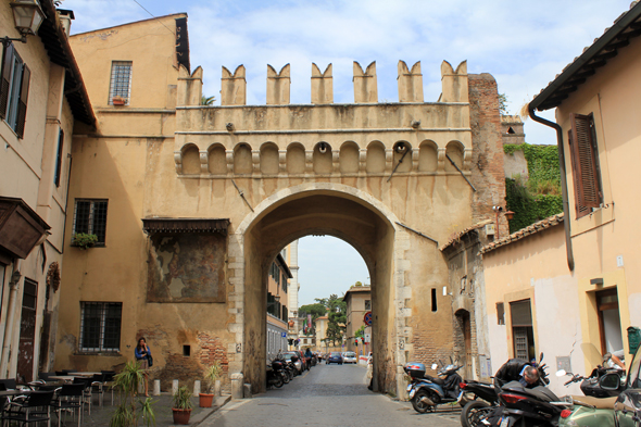 Trastevere, Porte Settimania