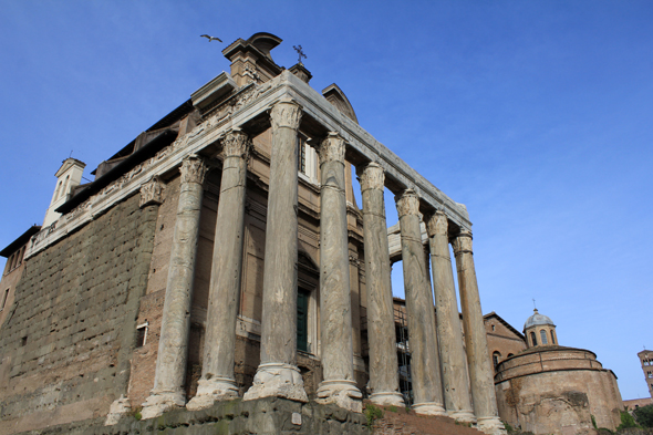 Temple d'Antonin et Faustine