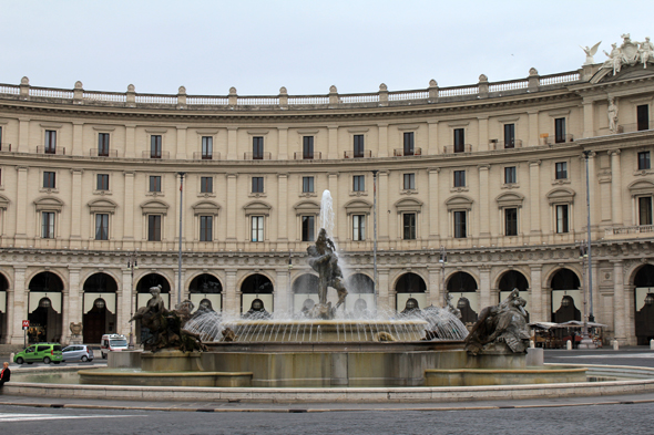 Rome, Place de la République