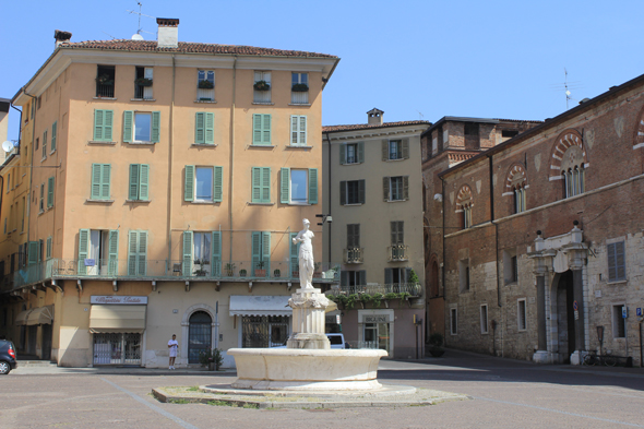 Brescia, Piazza Paolo VI