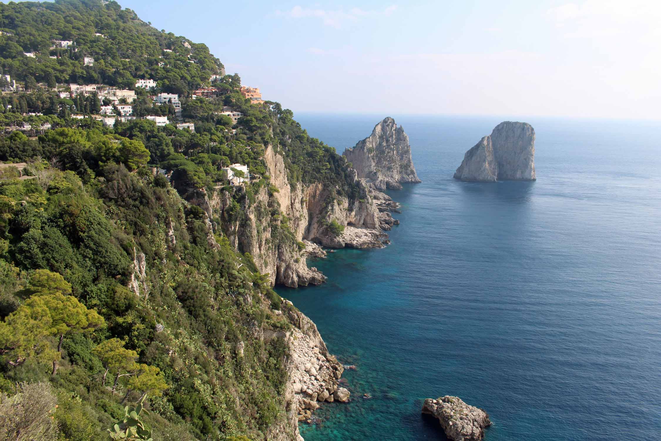 Ile de Capri, rochers Faraglioni