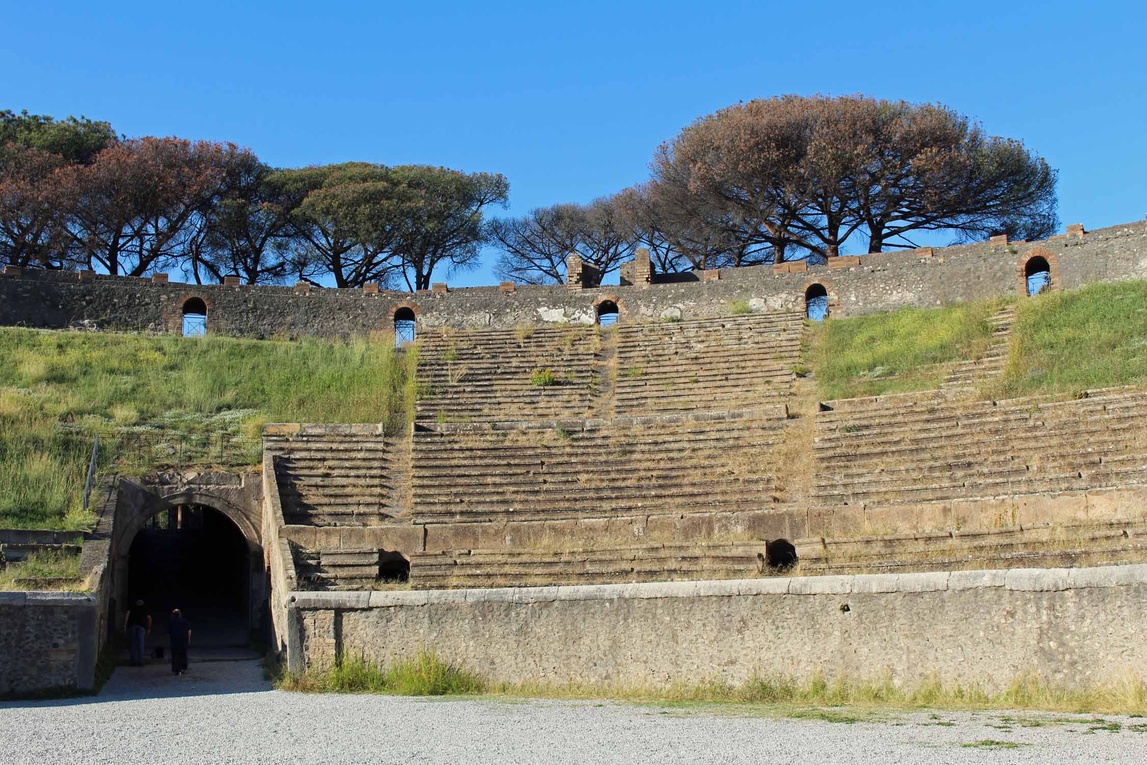 Ruines de Pompéi, amphithéâtre, gladiateurs