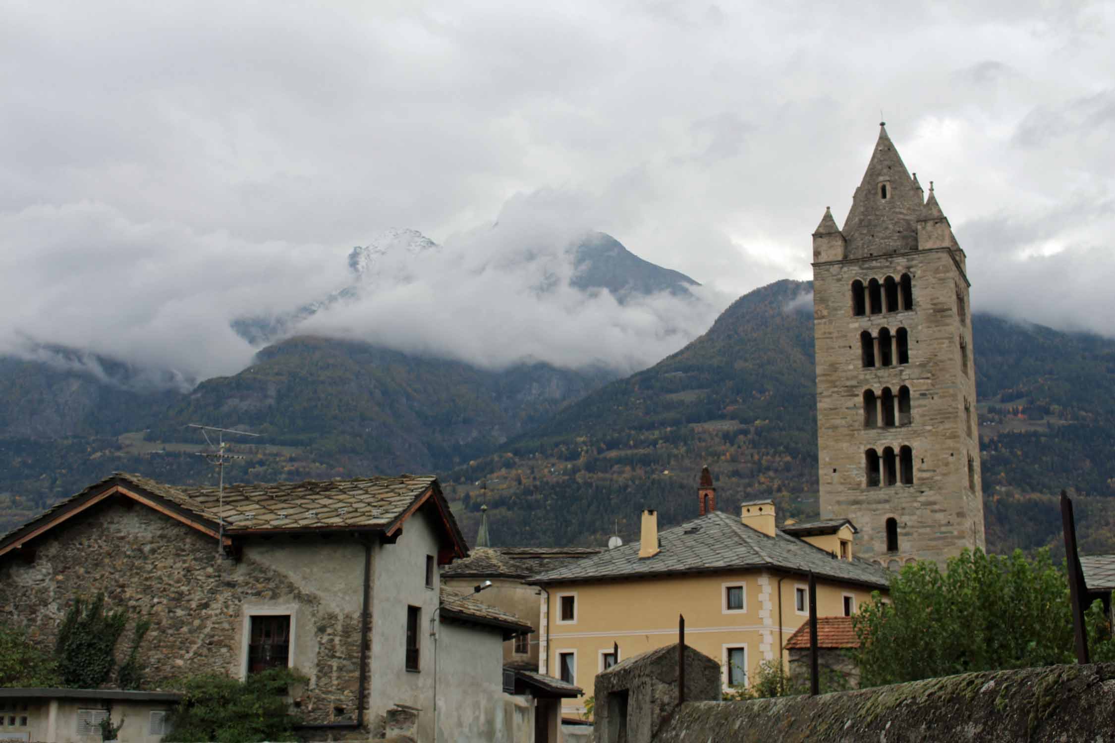 Aoste, collégiale de Saint-Ours, tour