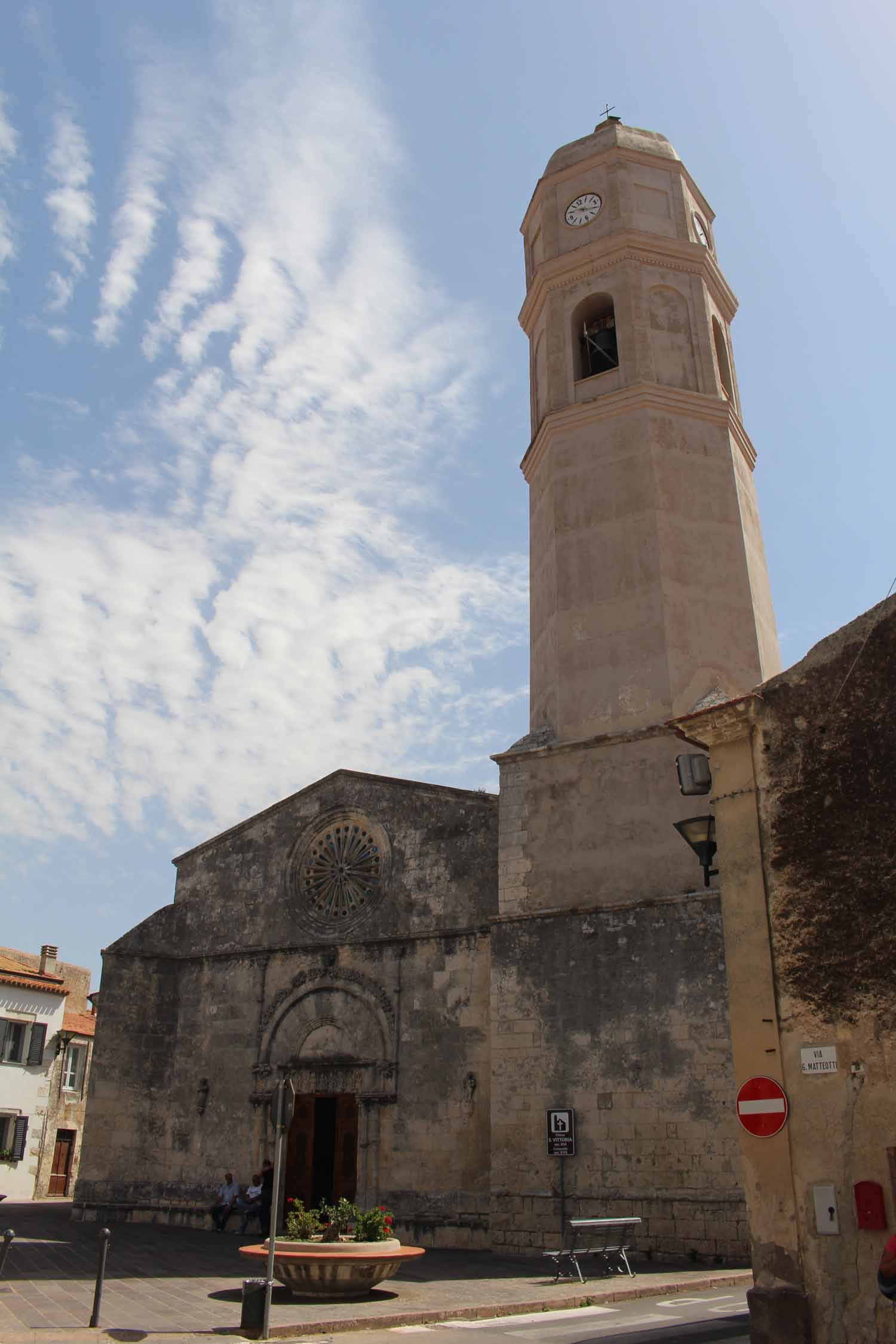 L'église Santa  Vittoria de Thiesi