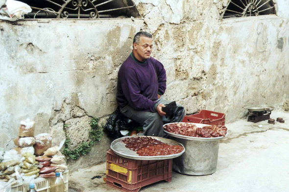 Liban, Tripoli, souk, marchand