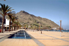Mad&egrave;re, Machico, bord de mer