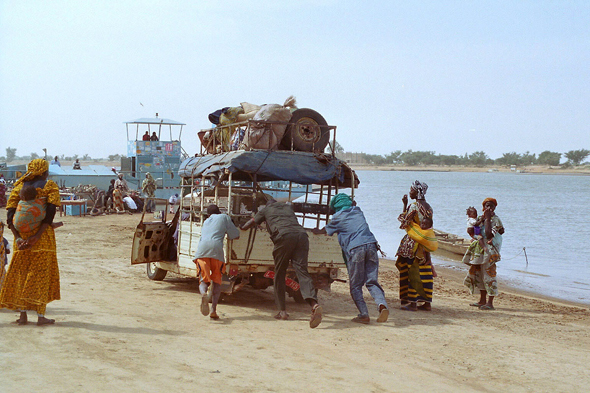 Djenné, traversée du Bani