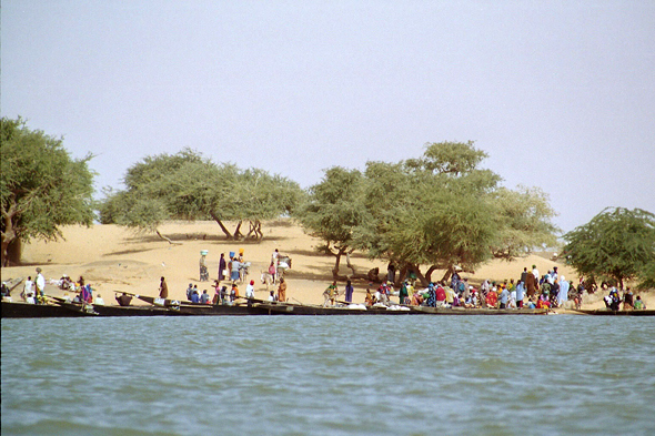 Mali, fleuve Niger, village