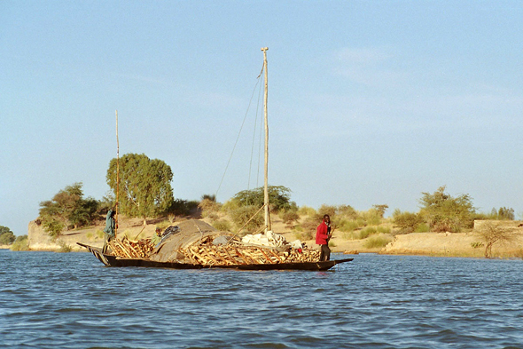 Mali, fleuve Niger, bateau
