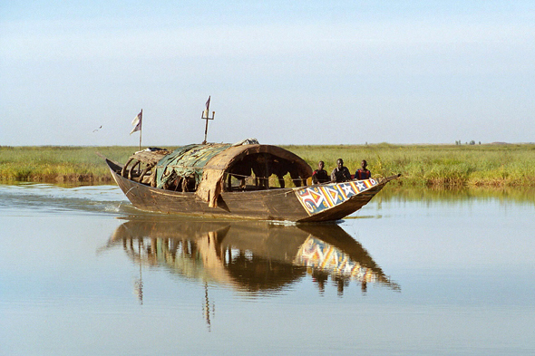 Mali, fleuve Niger, pinasse