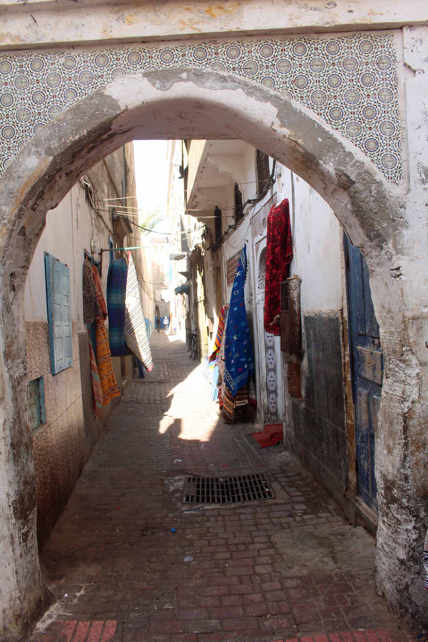 Essaouira, souk, ruelle, porche