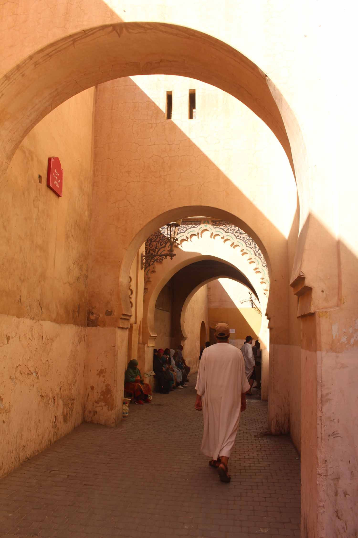 Marrakech, mosquée Ben Youssef, ruelle