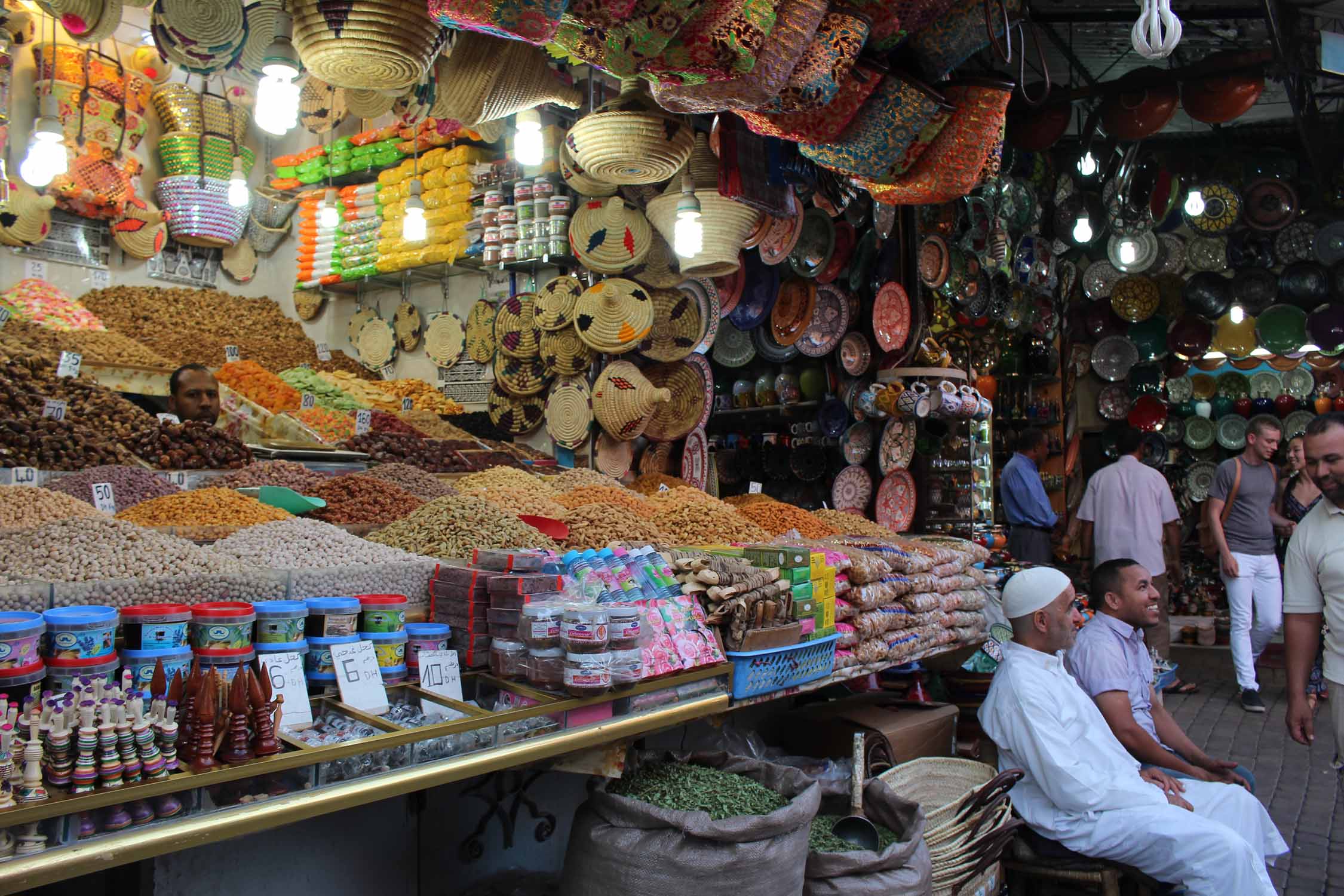 Marrakech, souk, étal