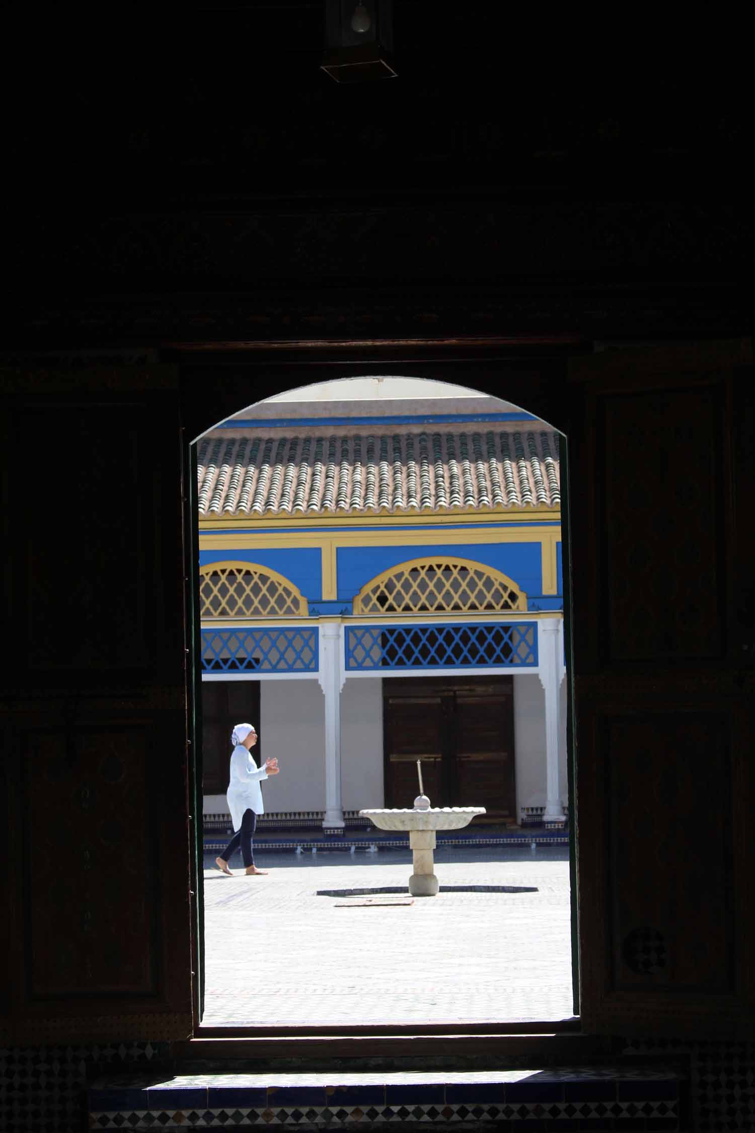 Marrakech, palais de La Bahia, grande cour, vasque