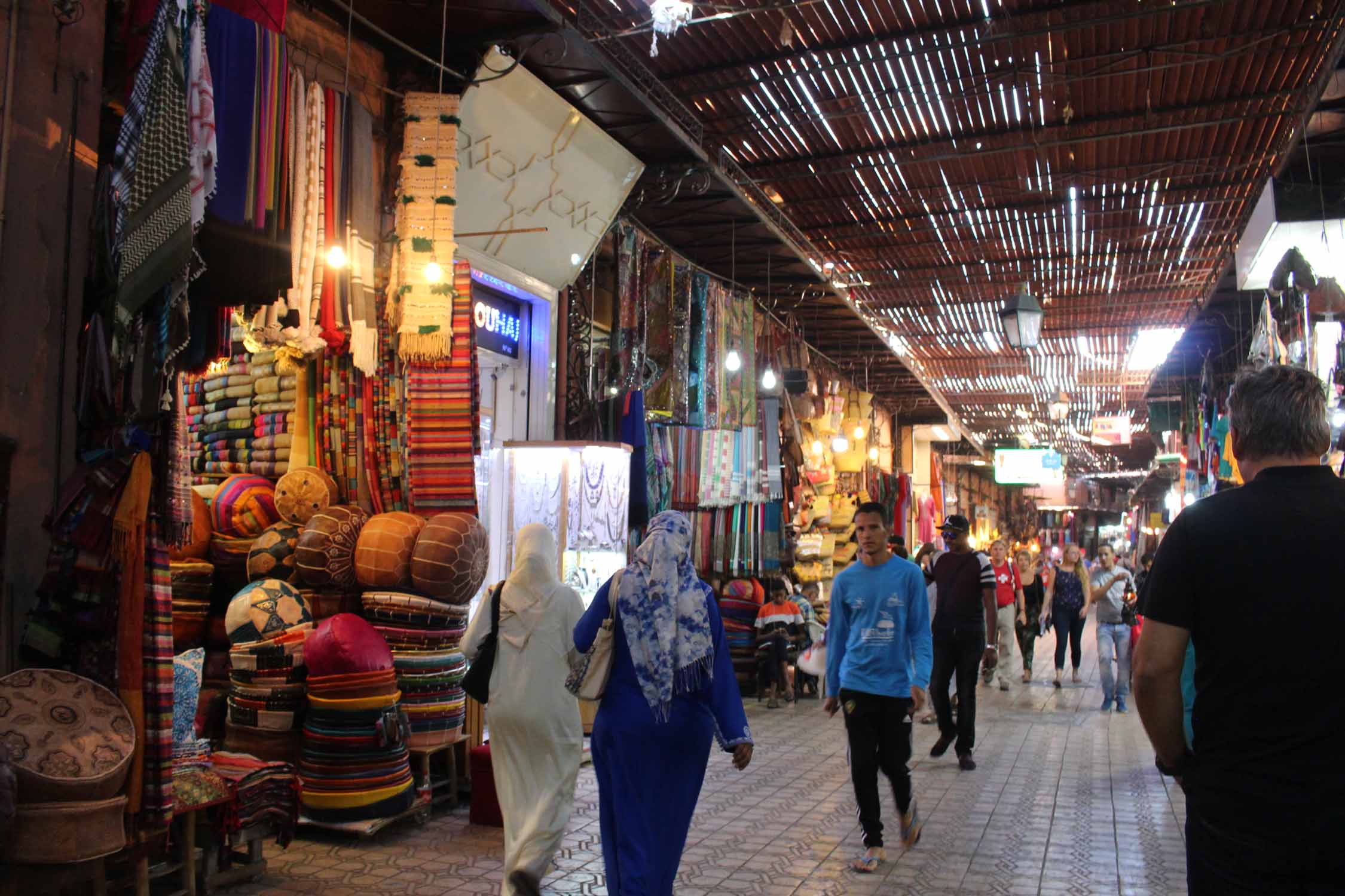 Marrakech, souk, ruelle