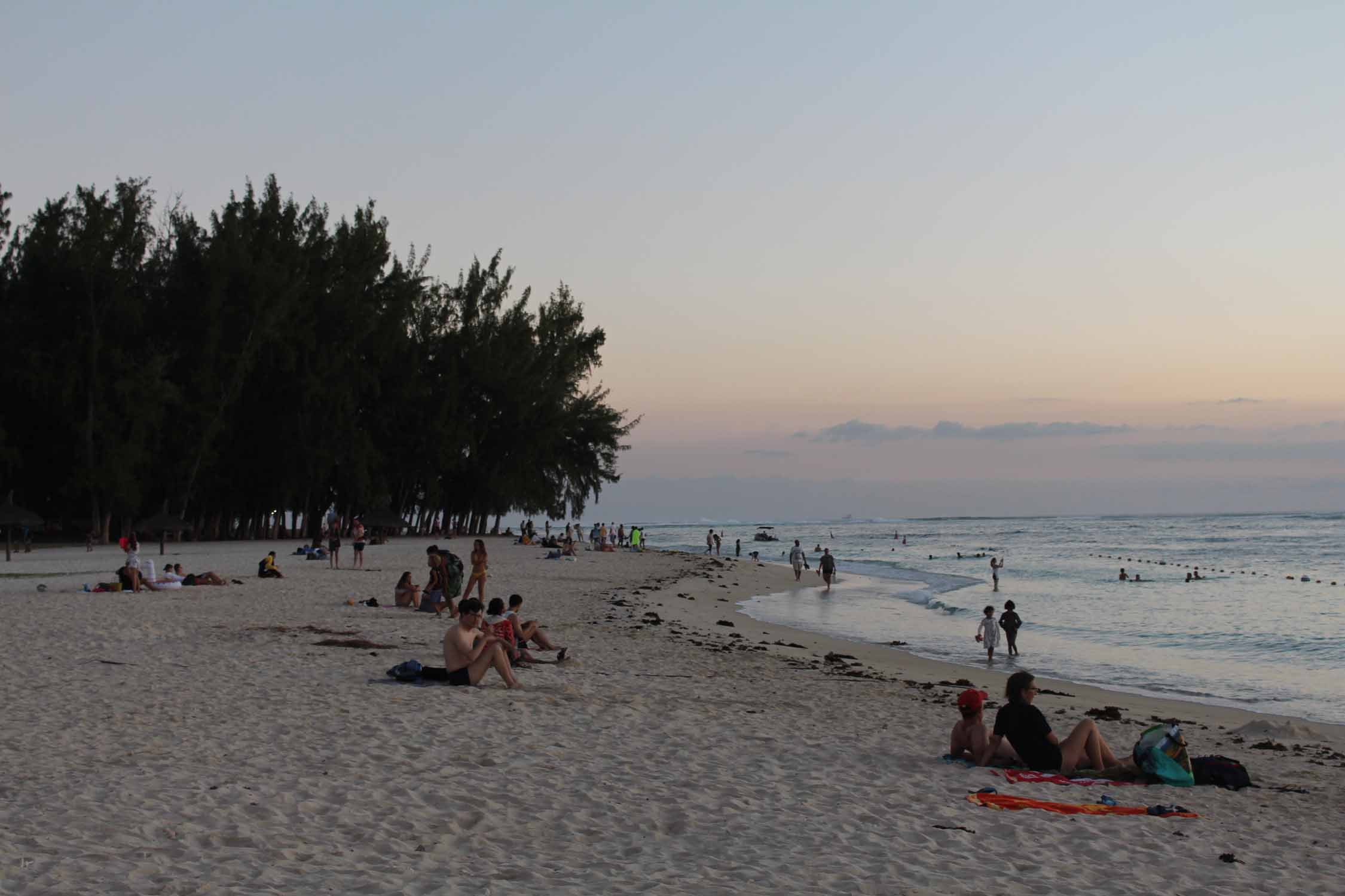 Ile Maurice, Flic en Flac, coucher de soleil, plage