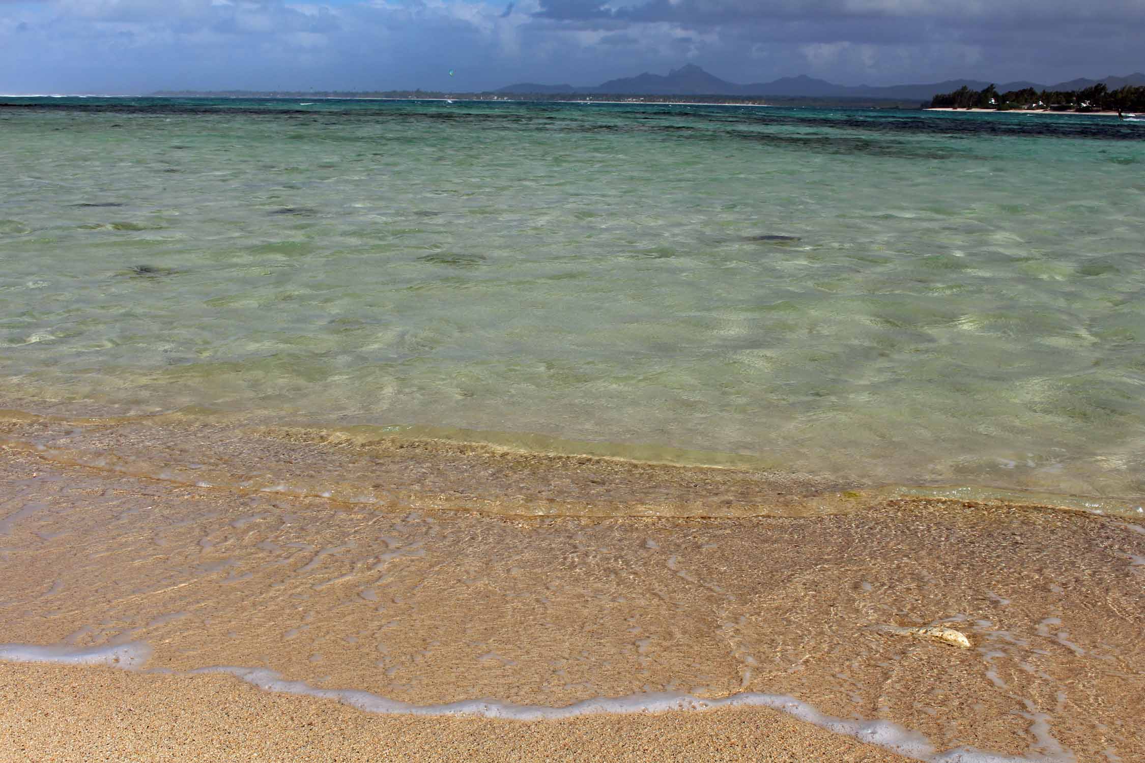 Ile Maurice, plage La Fayette, mer turquoise