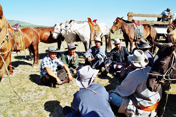 Karakorum, Mongolie, cavaliers