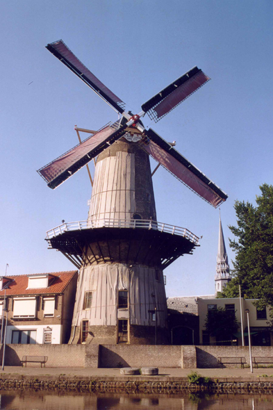 Gouda, moulin, Gouwe