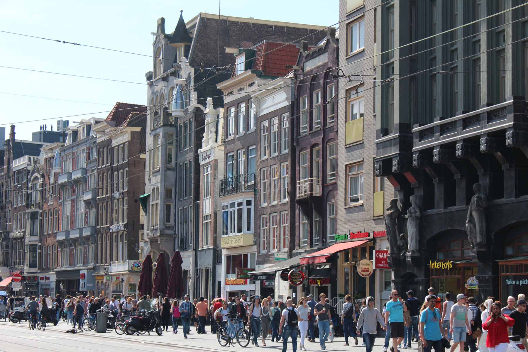 Amsterdam, Damrak, Pays-Bas