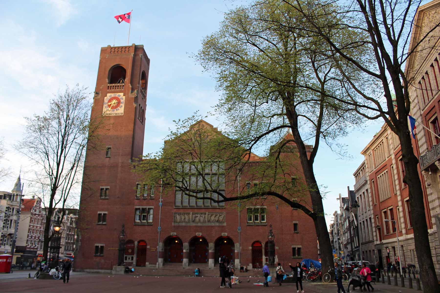 Amsterdam, tour Beursplein