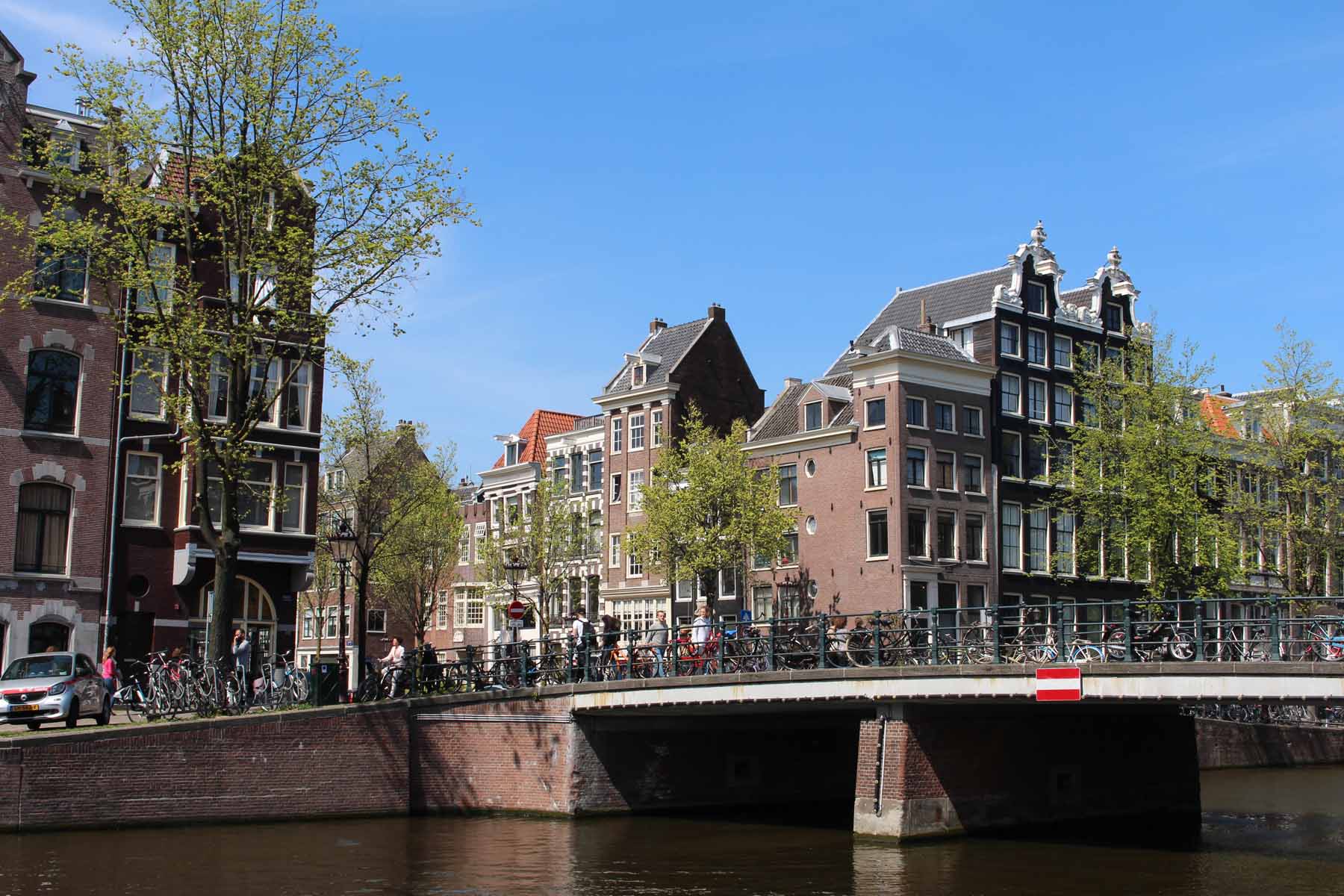 Amsterdam, Singel, pont, maison