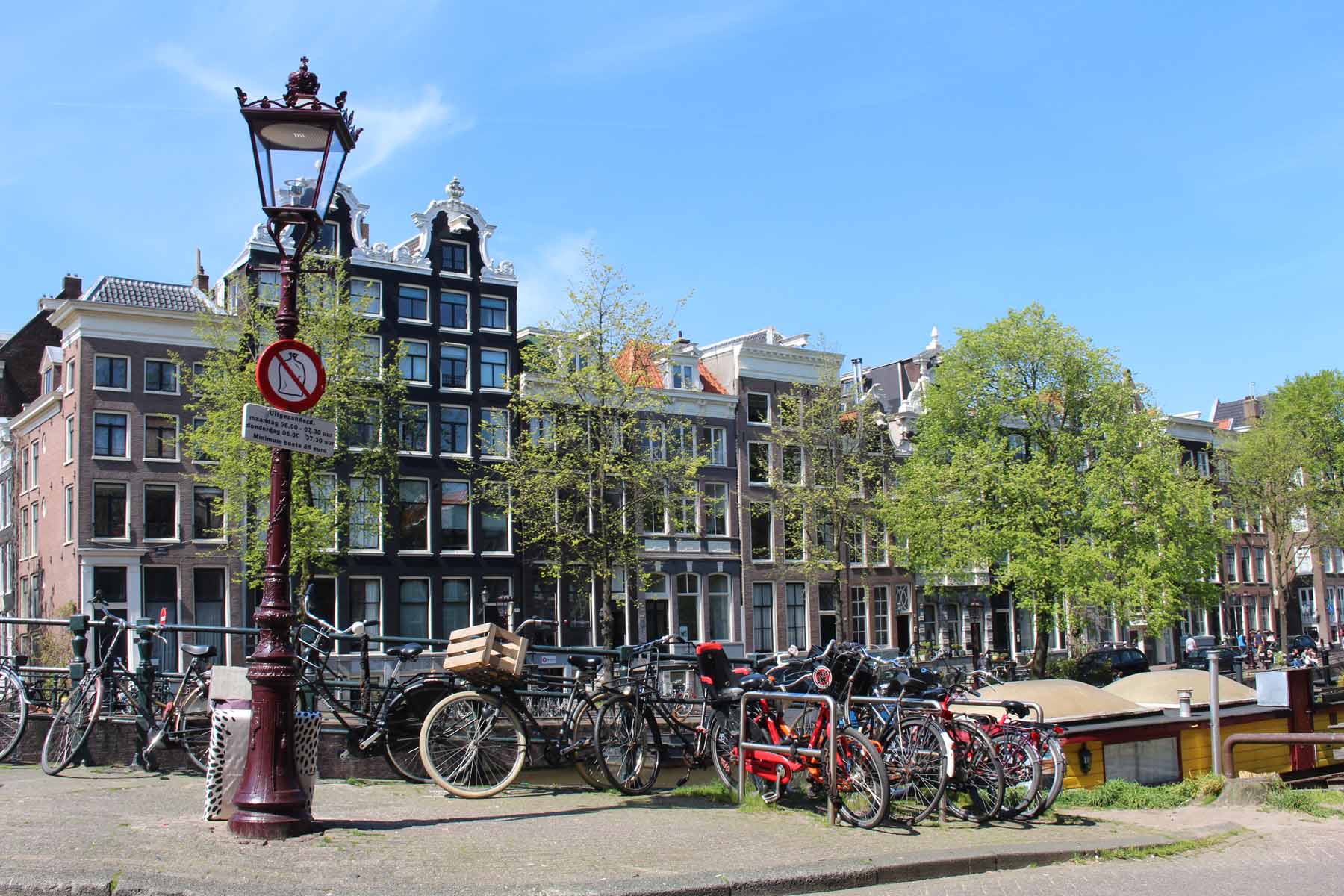 Amsterdam, Singel vélo maison