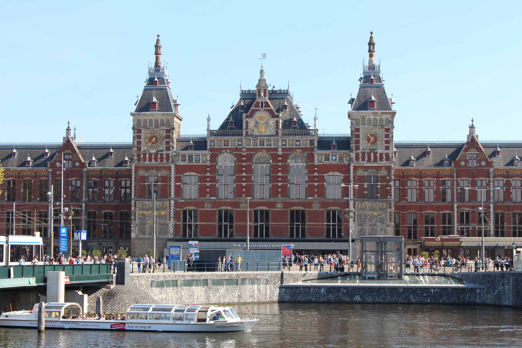 Amsterdam, gare Amsterdam Centraal, bâtiment