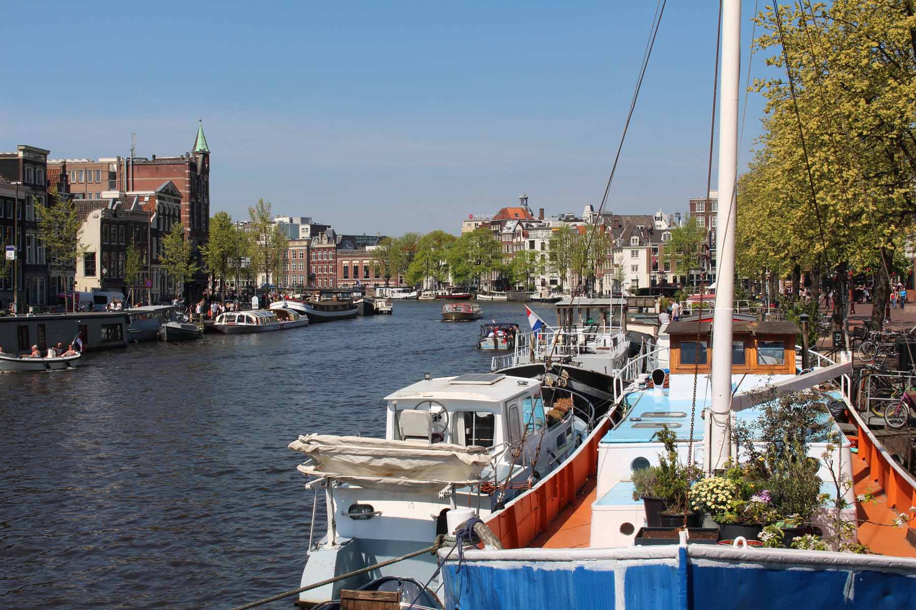 Amsterdam, canal Amstel, péniches