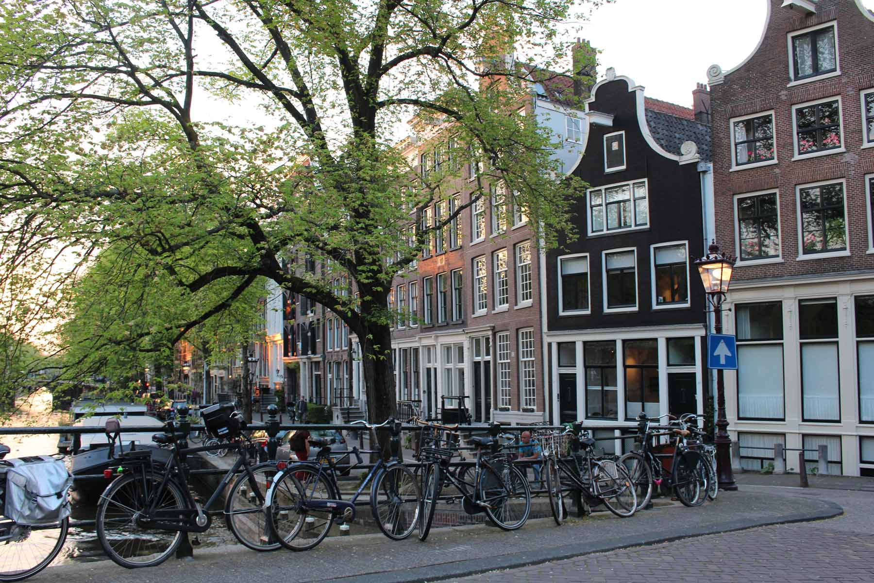 Amsterdam, canal Brouwersgracht, soir