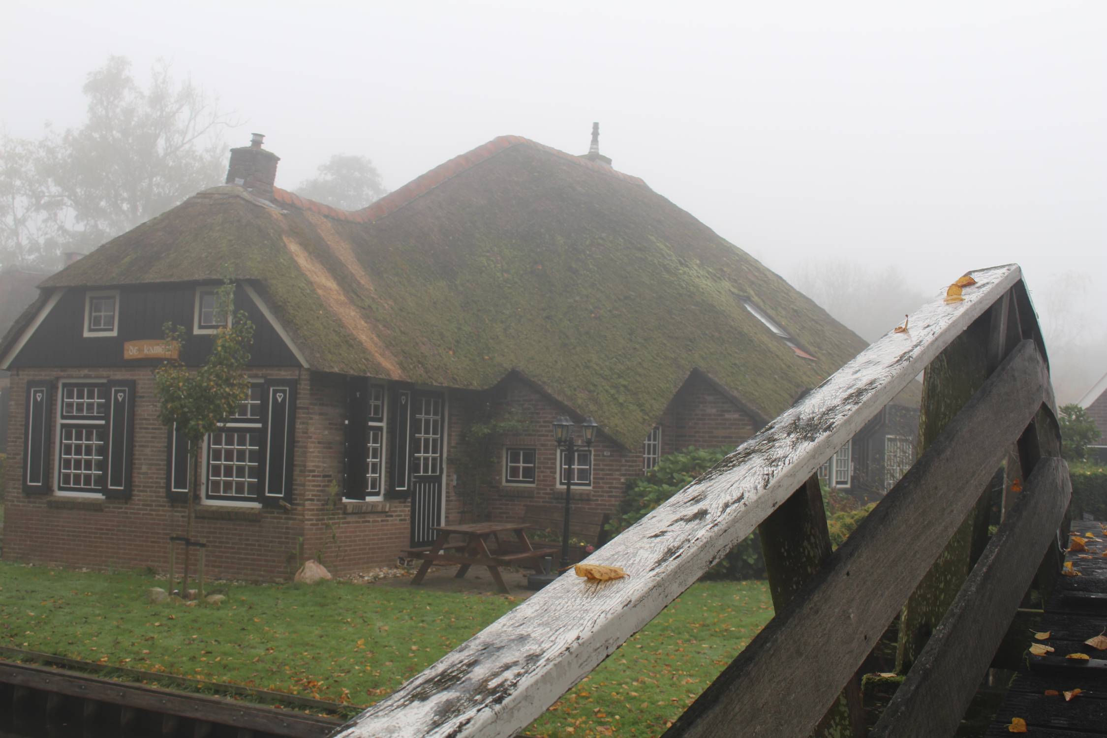Giethoorn, maison toit de chaume