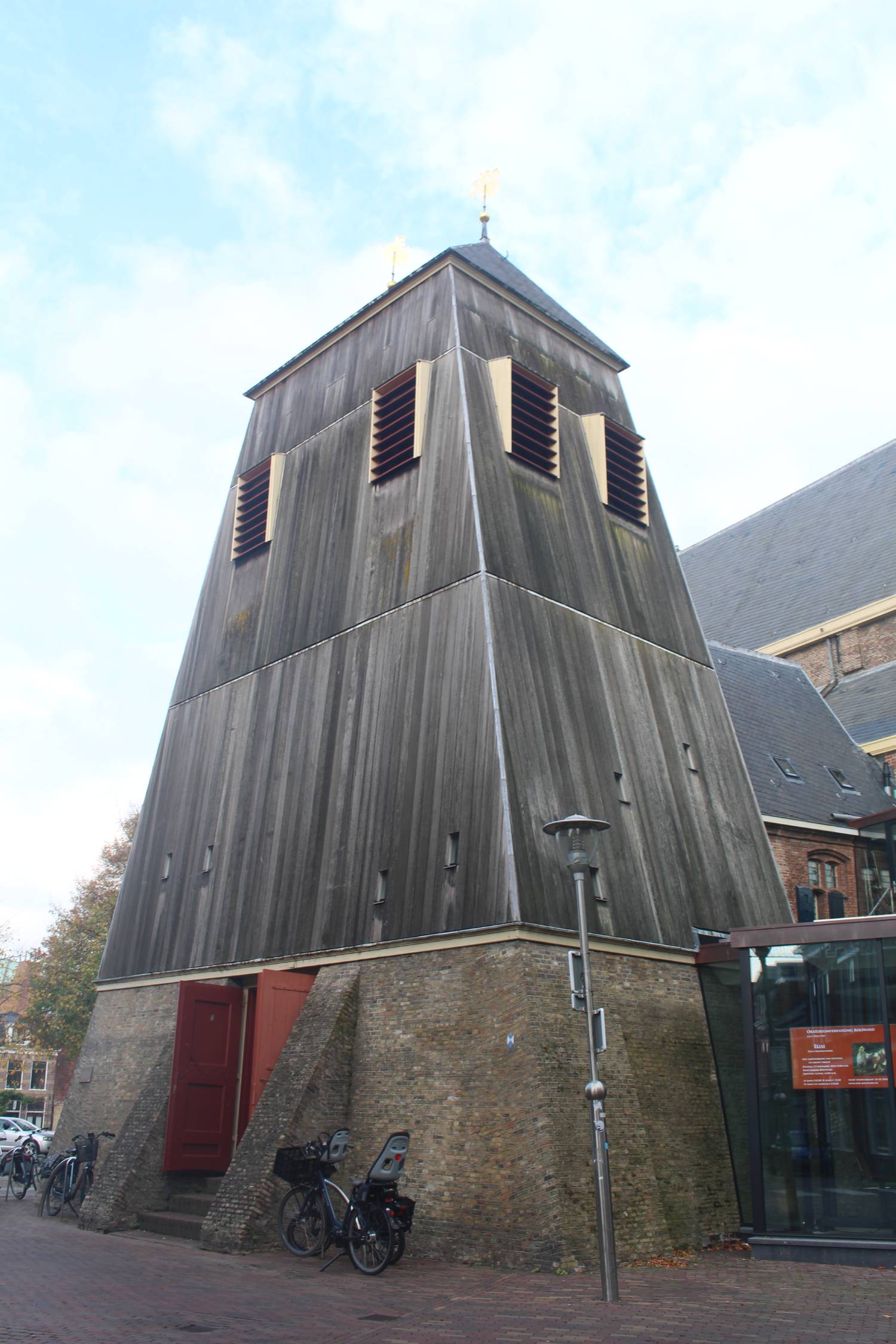 Sneek, église Martinikerk Oud Kerkhof, clocher