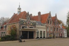 Edam, place march&eacute; aux fromages