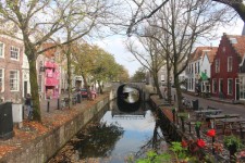 Edam, canal, maisons