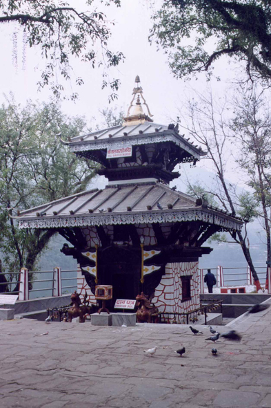 Lac Phewa, temple Barahi