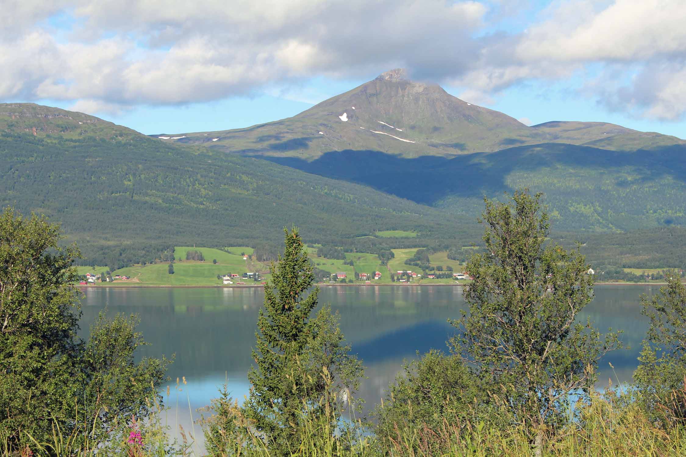 Laponie, Skjeret Laksvtn fjord, paysage