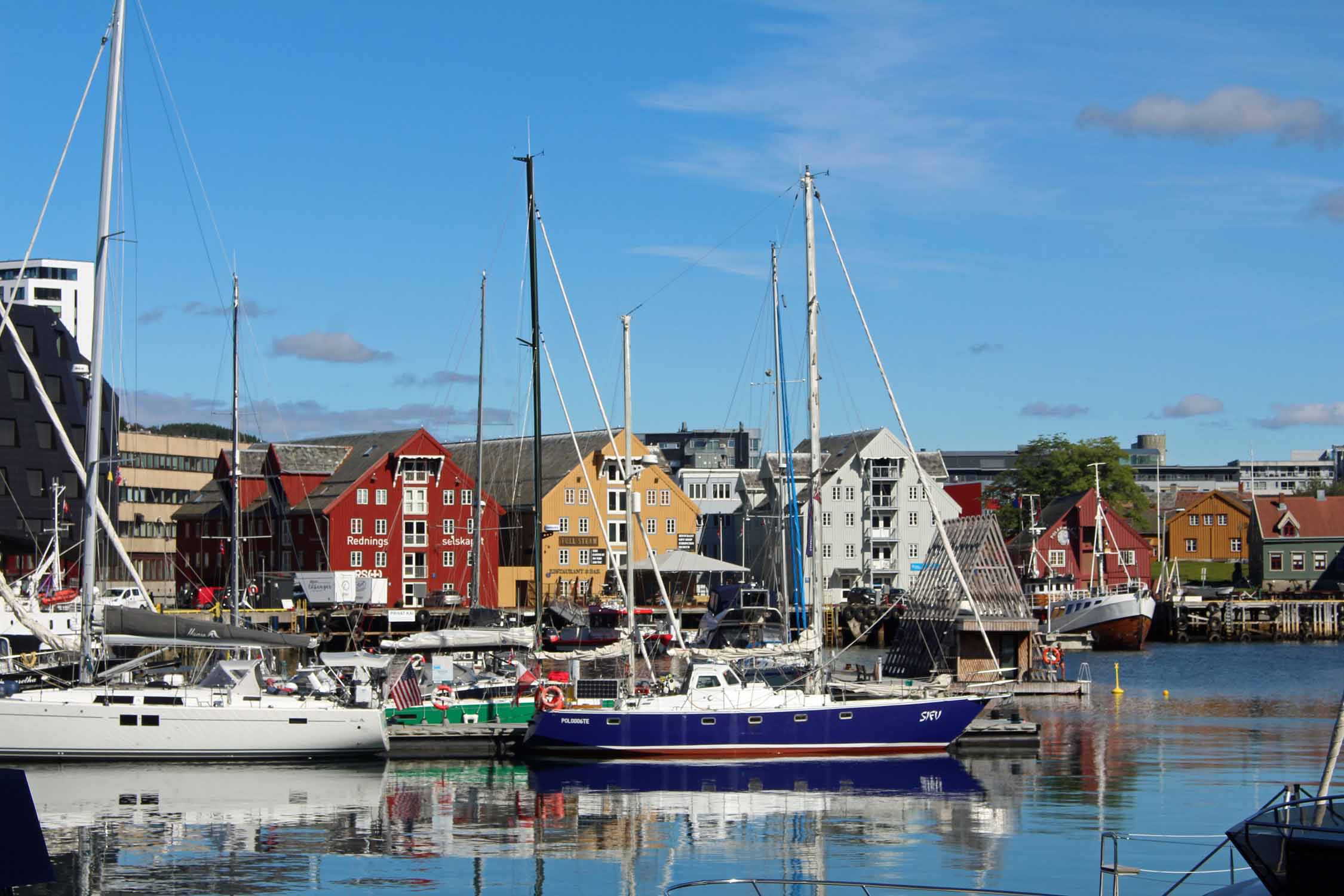 Norvège, Tromso, port coloré