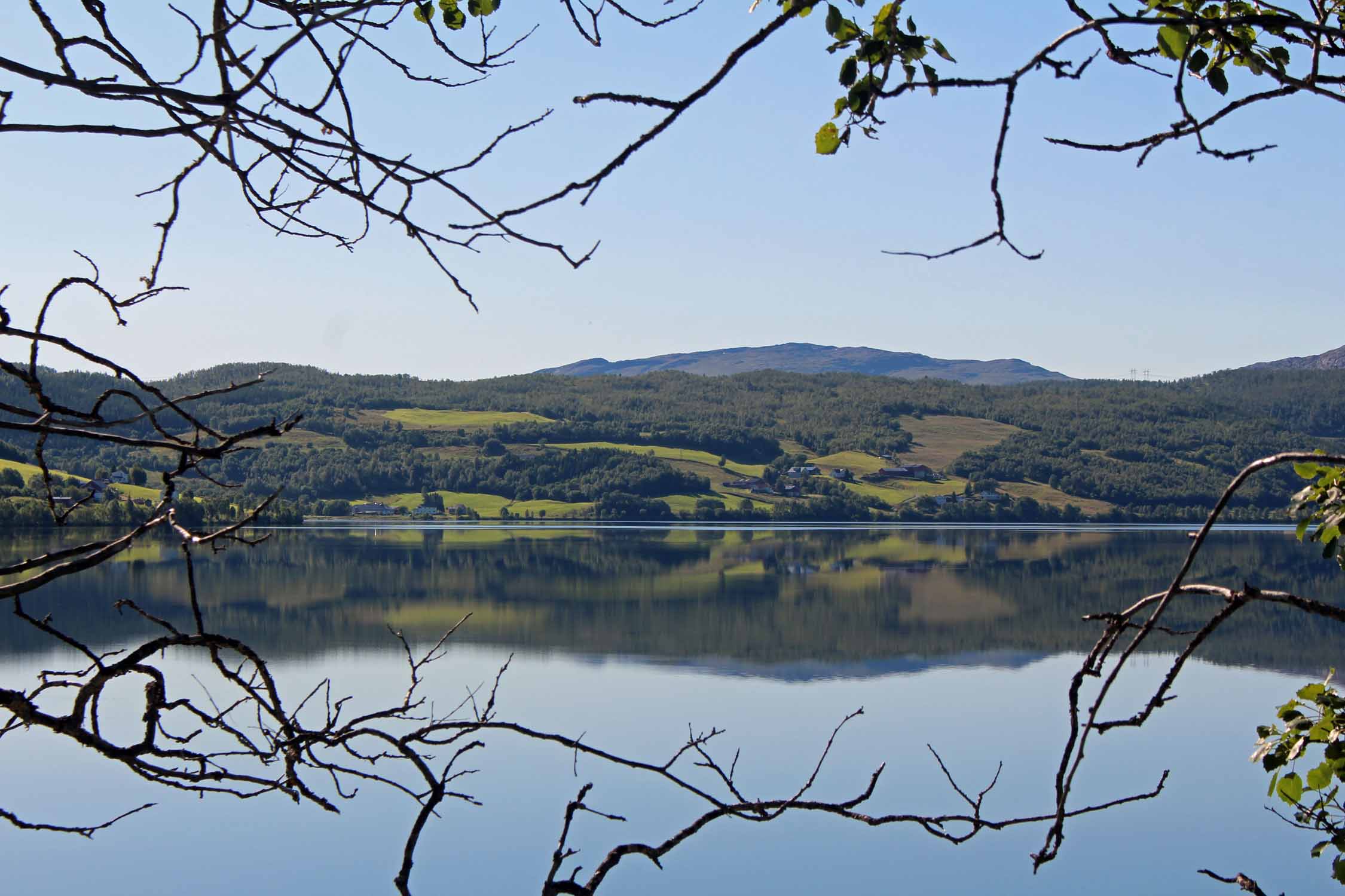 Laponie, lac Sagelvvatnet, paysage