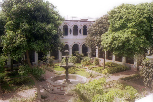 Lima, San Francisco, cloître, Pérou