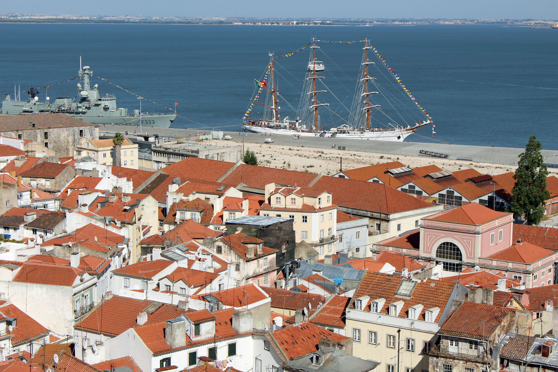 Lisbonne, Alfama, bateau