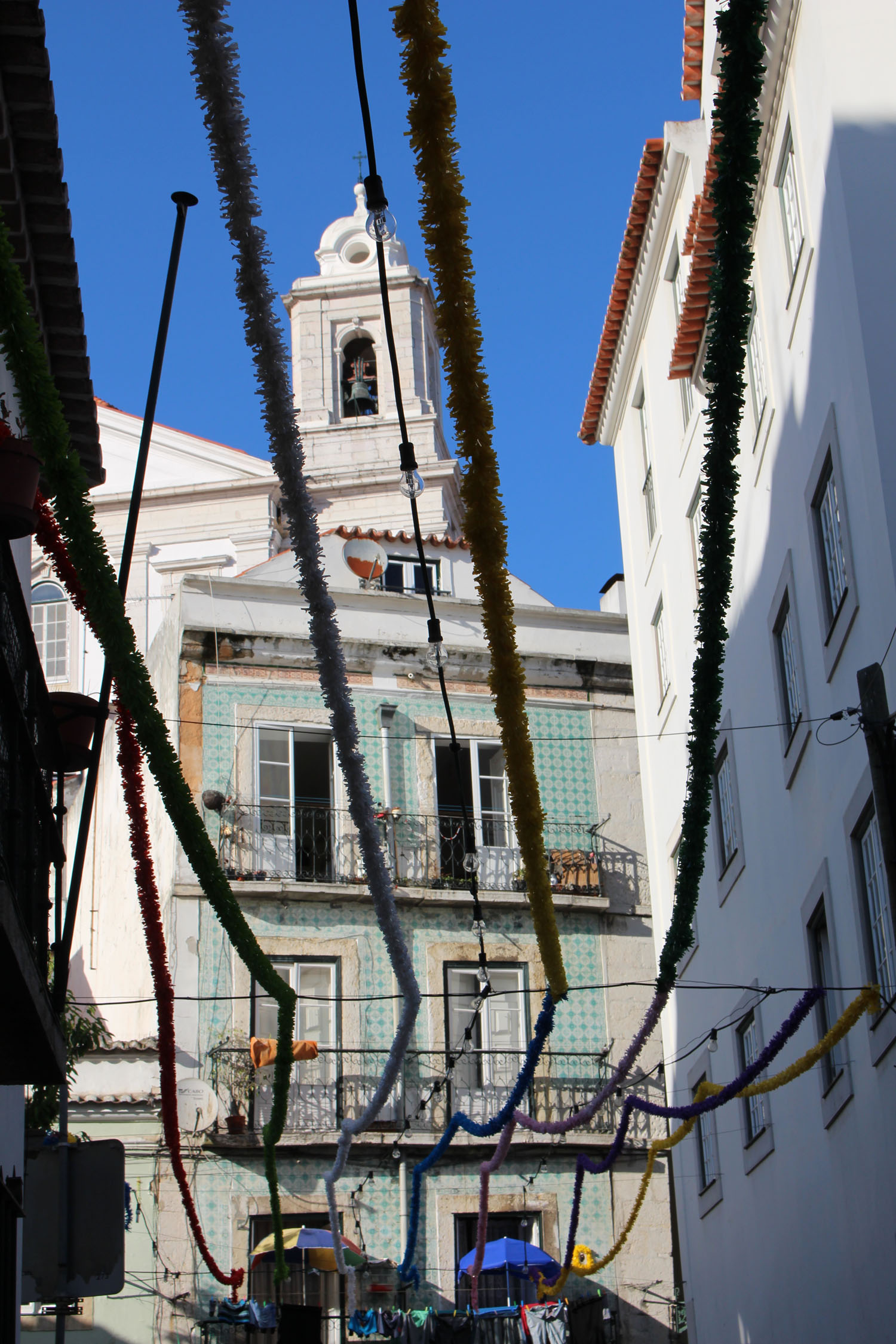 Lisbonne, Alfama, façade, azulejos