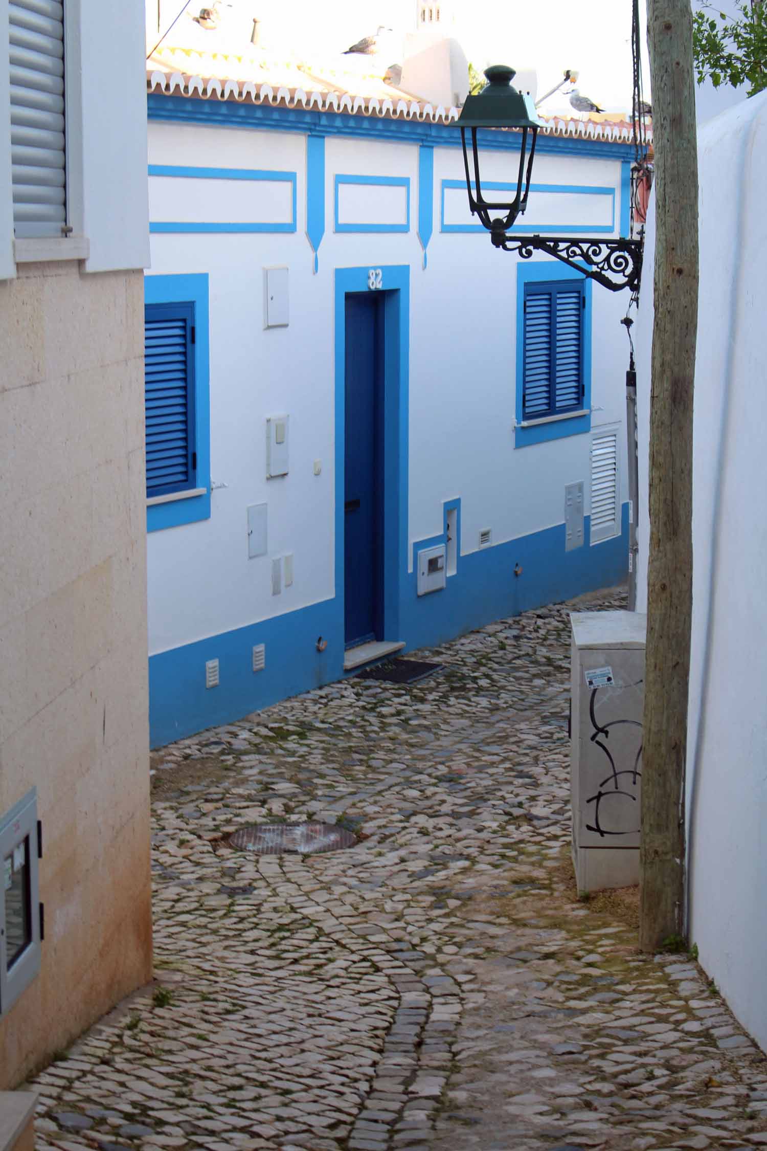 Ferragudo, ruelle colorée