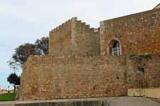 Lagos, ch&acirc;teau des Gouverneurs, muraille